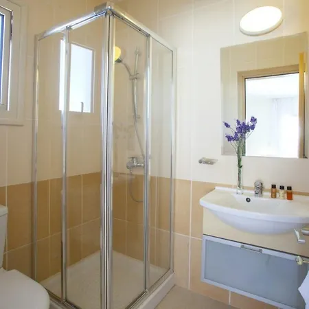 “renting A Holiday With Swimming Pool” 95 *