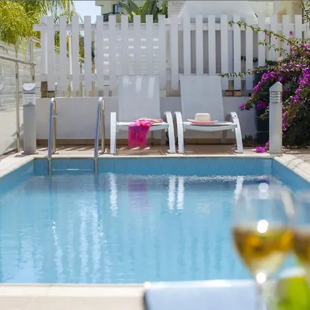 Villa “renting A Holiday With Swimming Pool” 95