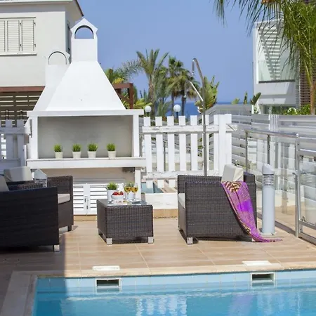 Villa “renting A Holiday With Swimming Pool” 95 *