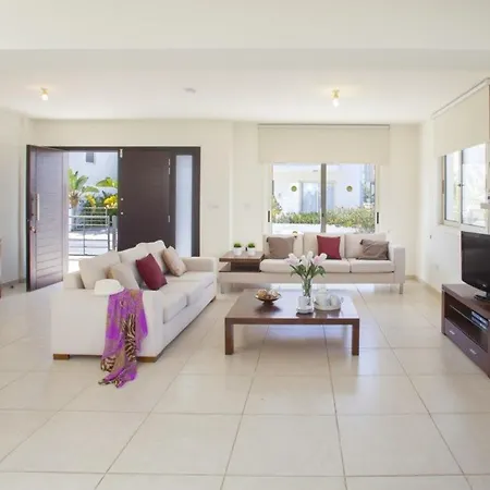Villa “renting A Holiday With Swimming Pool” 95 *
